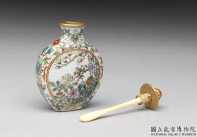 图片[3]-Porcelain-body famille-rose snuff bottle with a peonies-of-wealth design, Qianlong reign (1735-1796), Qing dynasty-China Archive